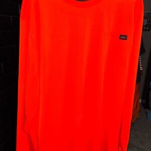 TWO DICKIE’S long sleeve